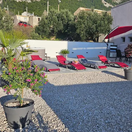 Koko With Private Jacuzzi Apartment *
