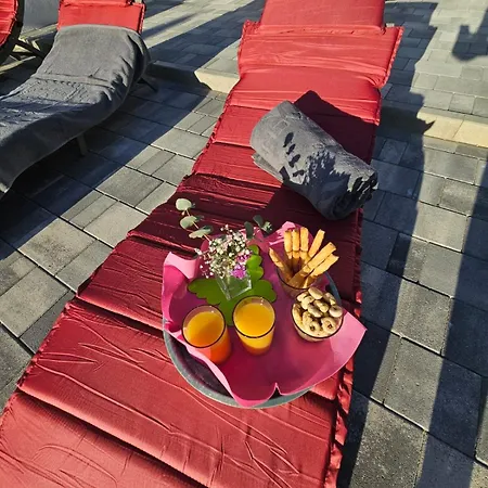 Koko With Private Jacuzzi Apartment