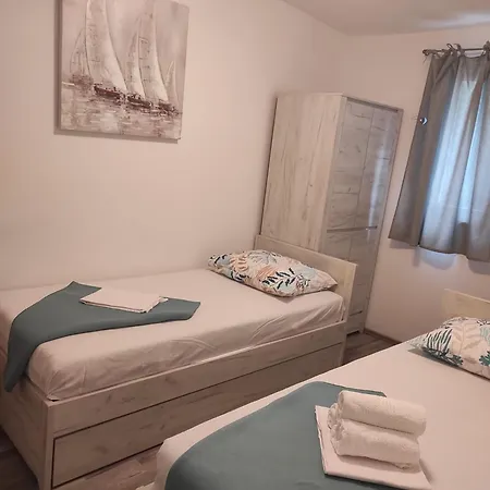 Koko With Private Jacuzzi Apartment *